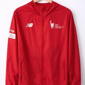 New Balance Red Windbreaker Jacket running - Marathon 2023 -medical team L